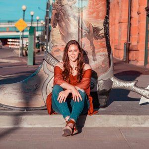 Meet your Posher, Amy